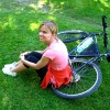 otevřít článek S Terinkou pod hrází ( Podzim svým ledovým dechem ochladil naše plány na další cyklistické výlety a zatím co venku vytrvale prší, můžete si prohlédnout několik fotek z naší poslední cesty na nedalekou zříceninu hradu Buben. Tentokrát ale nebyl cíl naší cesty samotný hrad, ale spíše podhradí. Jak také jinak, když most přes řeku odnesla povodeň na sklonku minulé zimy. Nedobře také dopadlo známé mlýnské kolo, jehož otáčení, povrzávání a šplouchání zde vytvářelo atmosféru zašlých časů.  Na cestu zpět přes obec Újezd nade Mží, jsme se vydali pod mohutnou hrází Hracholuské přehrady těsně před západem slunce. )