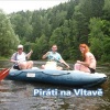 otevřít článek Piráti na Vltavě ( Video ze super pařby, na které bylo propařeno: 10 litrů Vltavské vody, 1 láhev Slivovice, 1 láhev Meruňkovice, 1 láhev Gruziňáku, 1 láhev Griotky, 1,5 litu Verduzza, hafo Klostermannů, ještě více Dudáků, Eggenbergů bylo taky dost, 6 Plzní, jeden zvětralý Gambáč …a hlavně žádný Budvar.  )